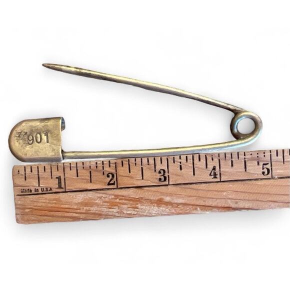 VTG Brass Military Laundry Blanket Pin Key Tag Heavy Duty 901 Historic Nostalgia - Picture 3 of 4